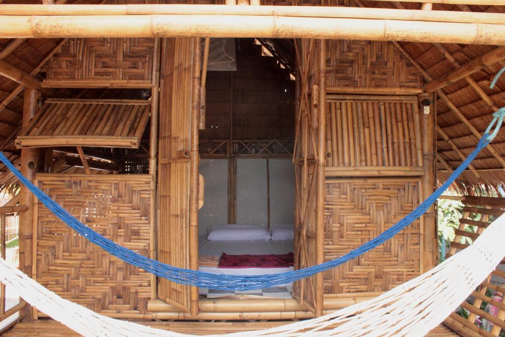 Captain Yut'S Bangalows Koh Lipe Esterno foto